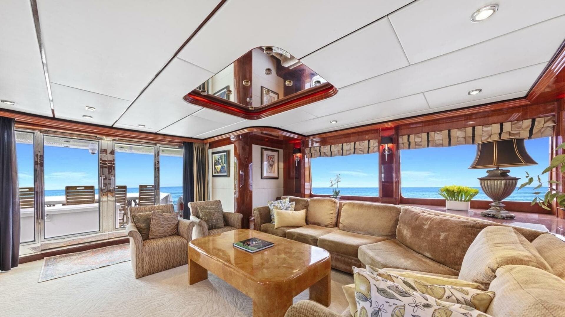 MY DESTINY 98'/29.87m Destiny 2001