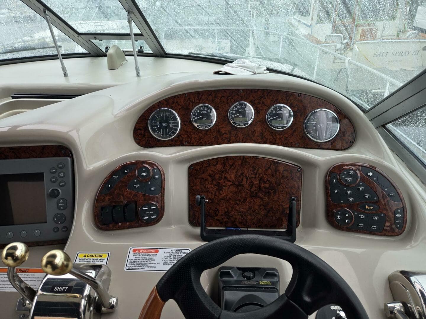 2006 Sea Ray 320 Sundancer