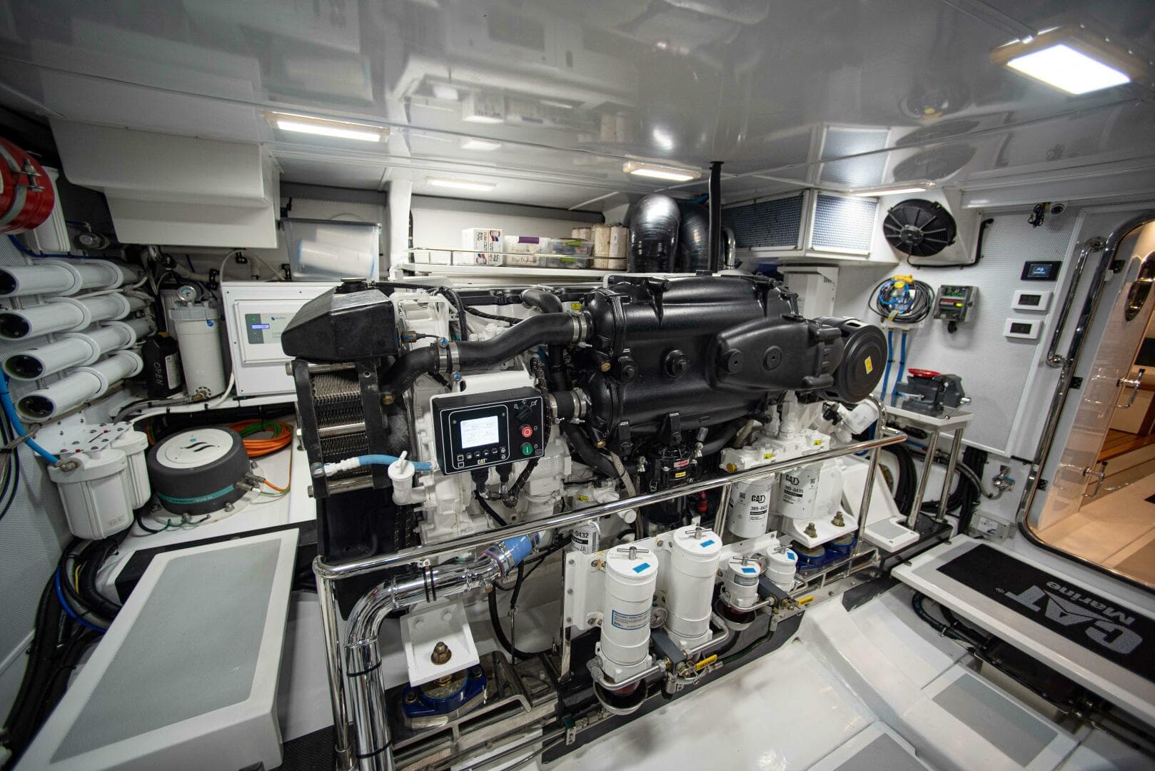 2023 Marlow Explorer 70E-CB