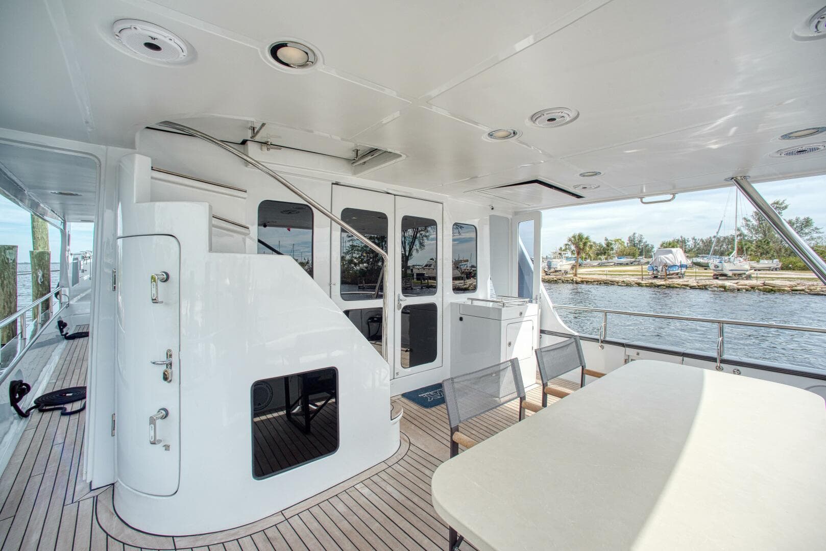 2023 Marlow Explorer 70E-CB