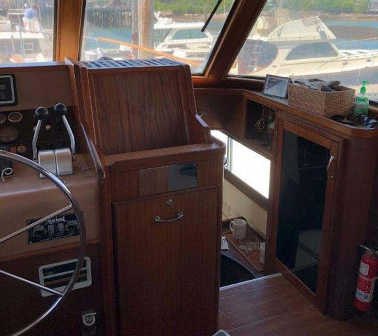 1987 Hatteras Flybridge