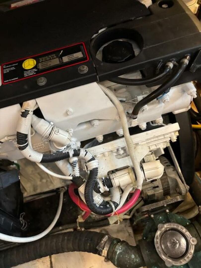 2006 Carver 43 Motor Yacht