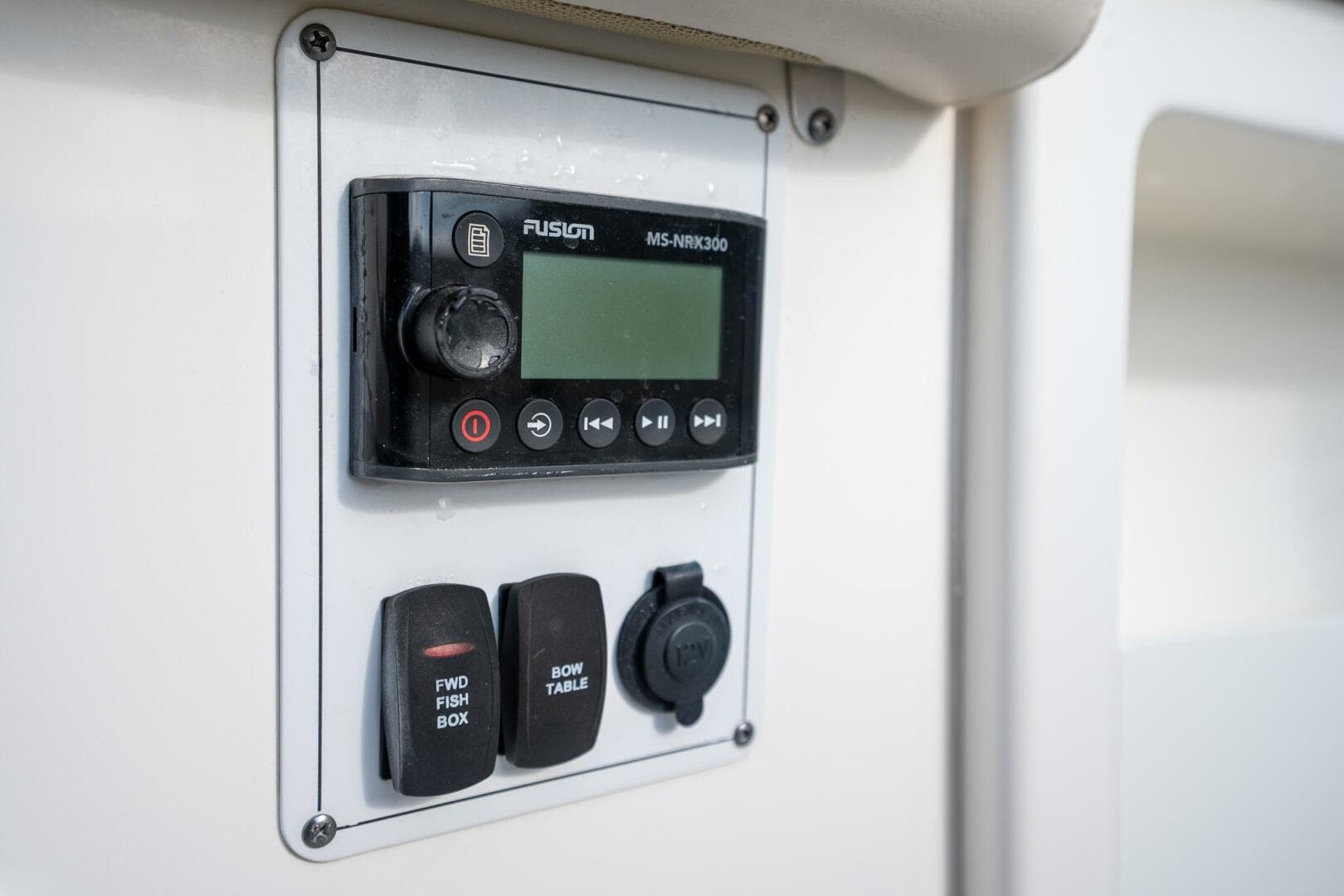 2020 Boston Whaler 380 Outrage Center Console