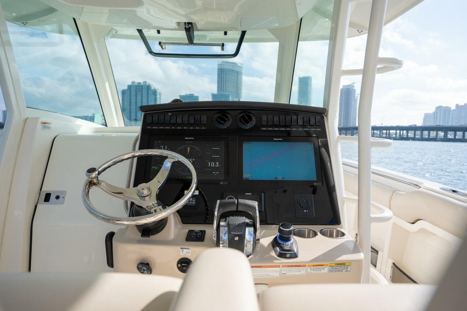 2020 Boston Whaler 380 Outrage Center Console