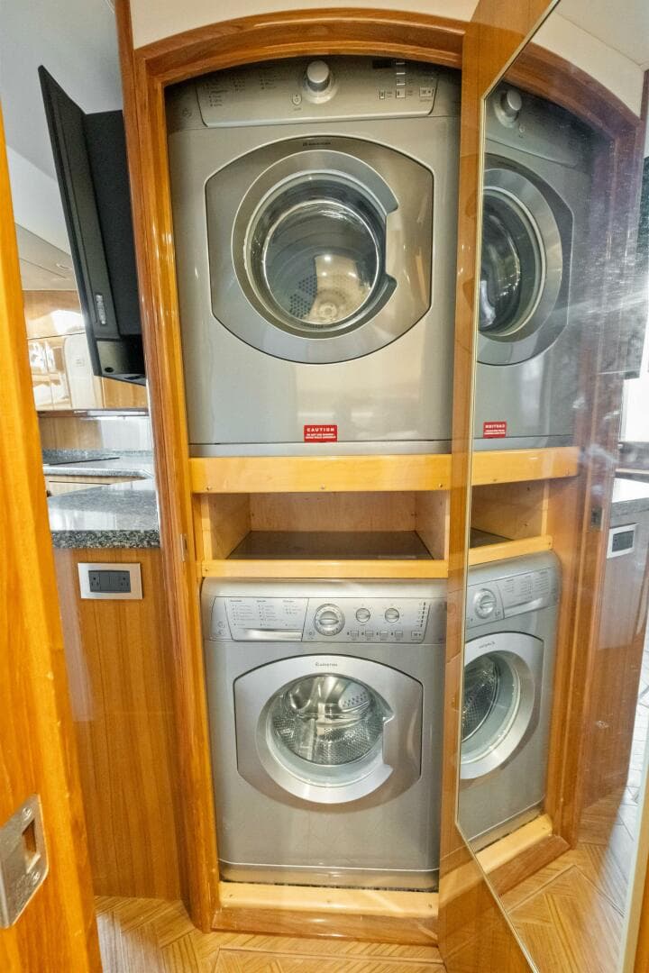 2015 Viking 52 Open "Terrabbean"