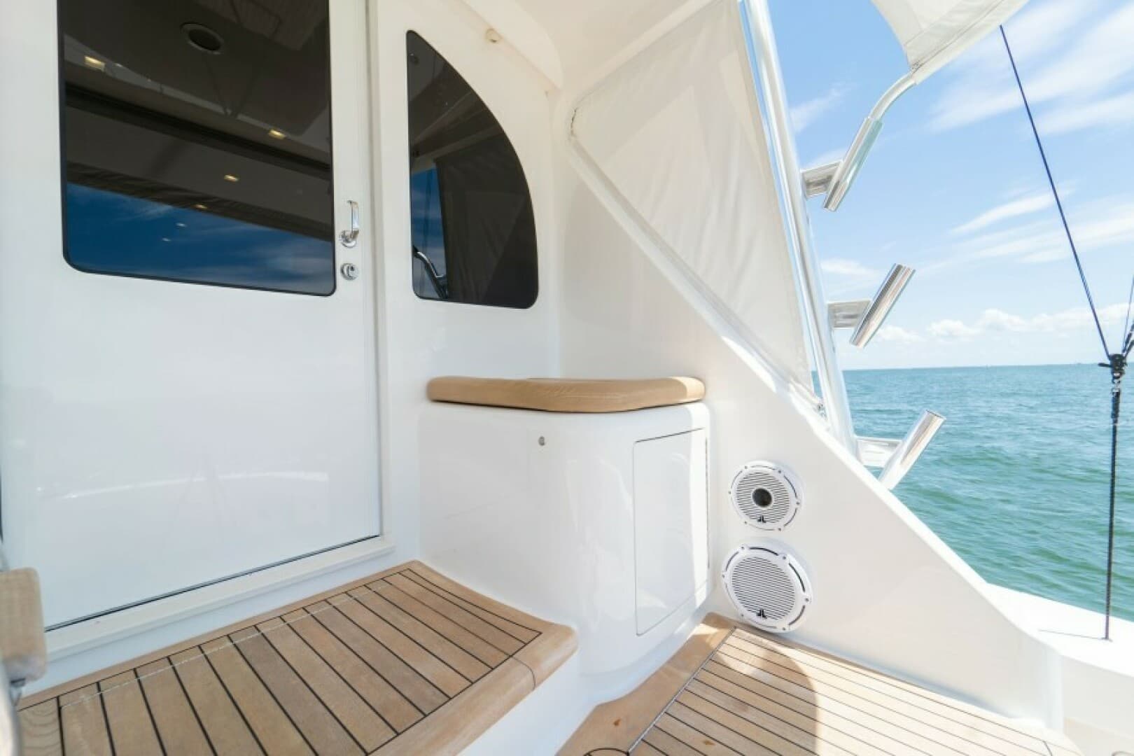 2018 Viking 72 Convertible - Wrapped Up