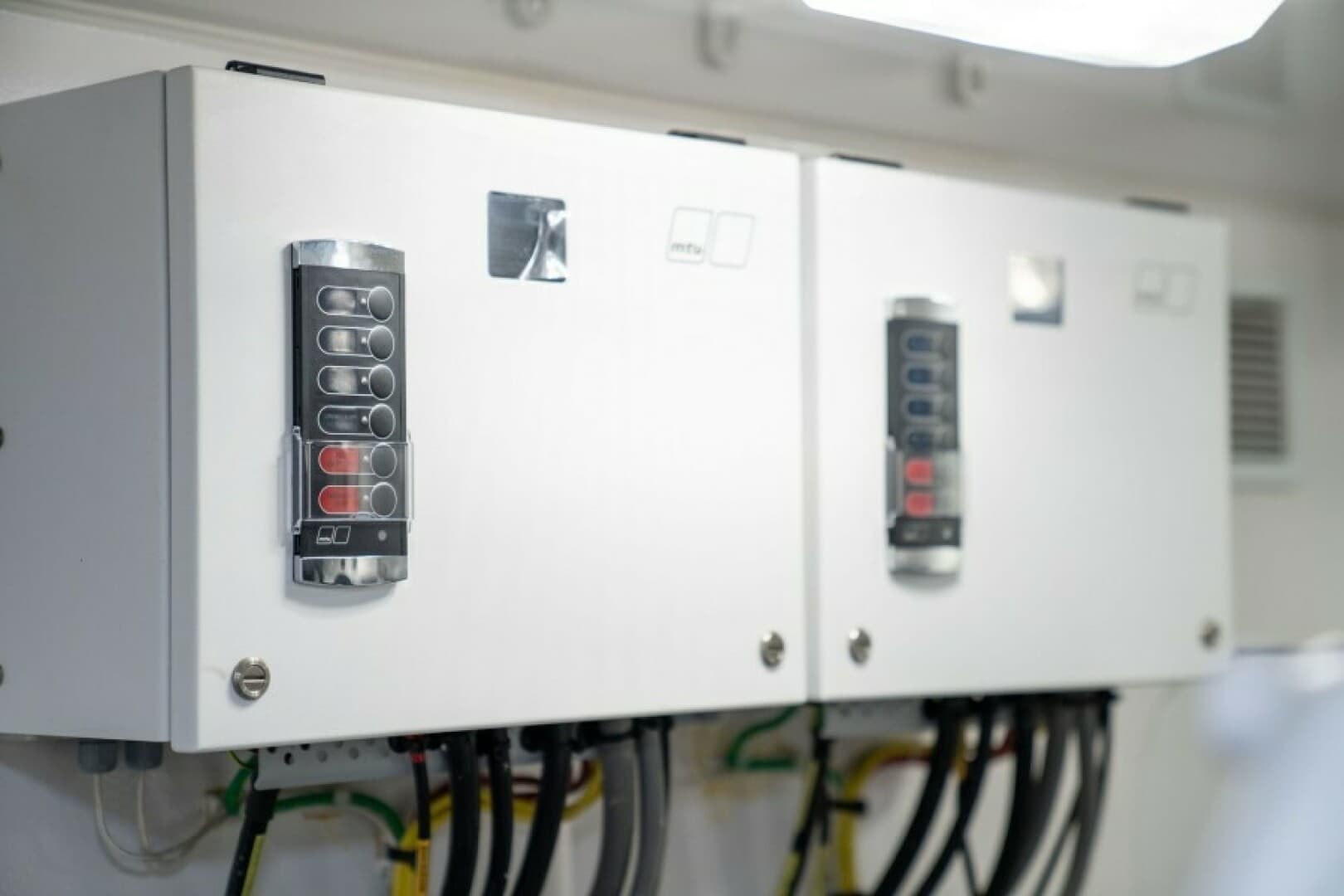 2018 Viking 72 Convertible - Wrapped Up