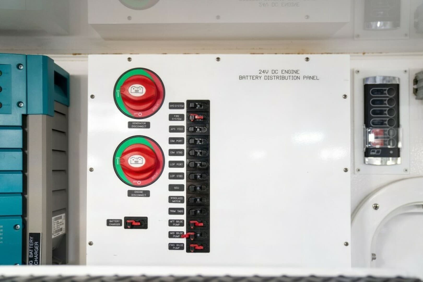 2018 Viking 72 Convertible - Wrapped Up