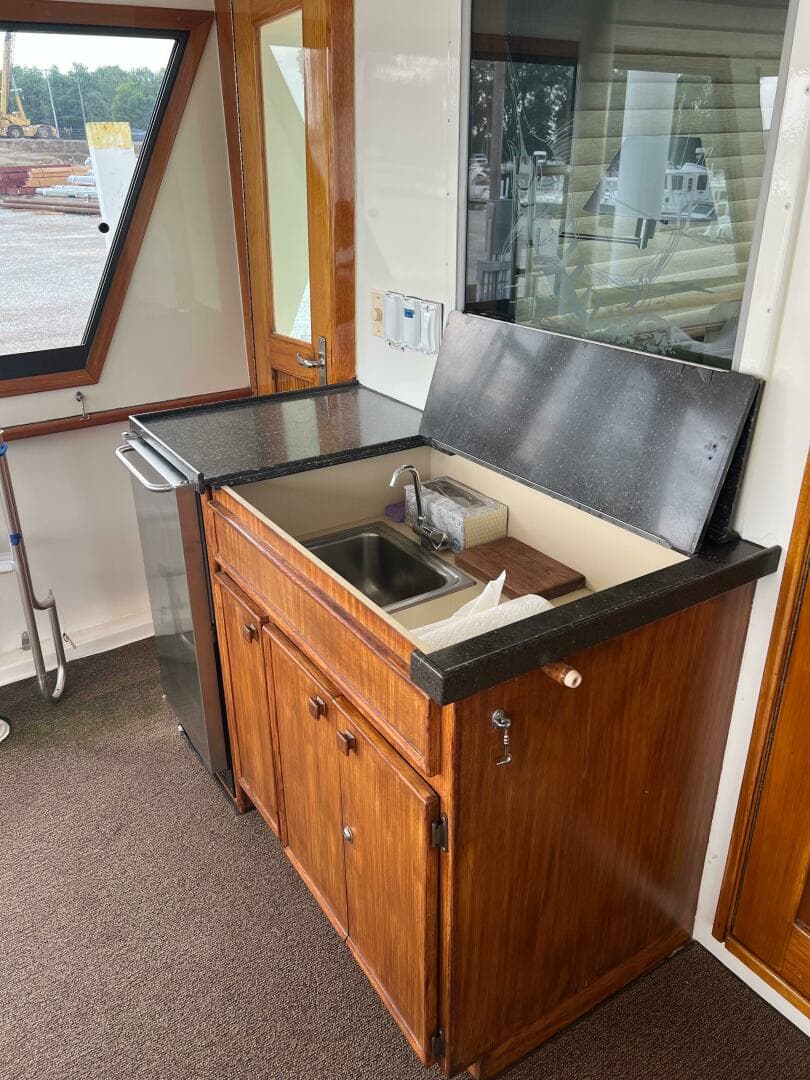 1984 Hatteras 61 CPMY