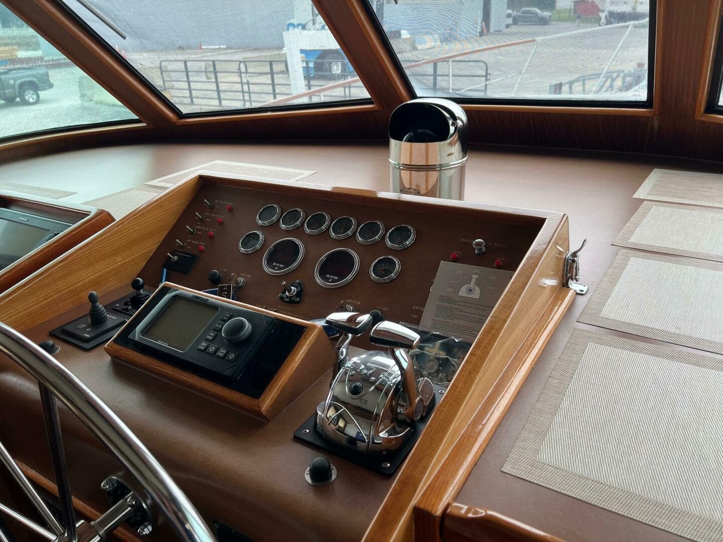 1984 Hatteras 61 CPMY