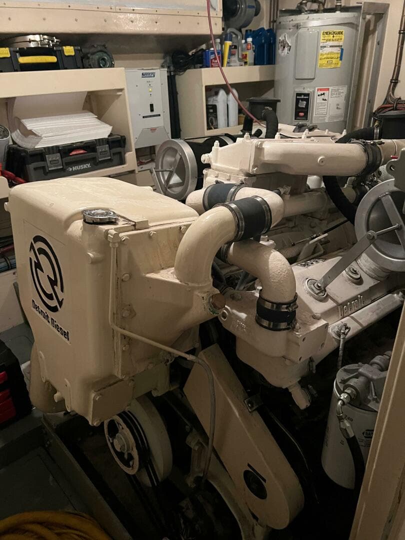 1984 Hatteras 61 CPMY