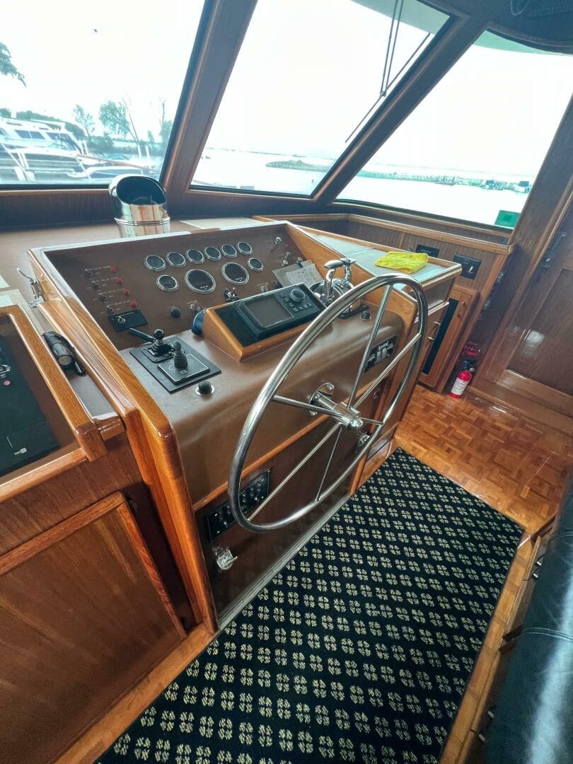 1984 Hatteras 61 CPMY