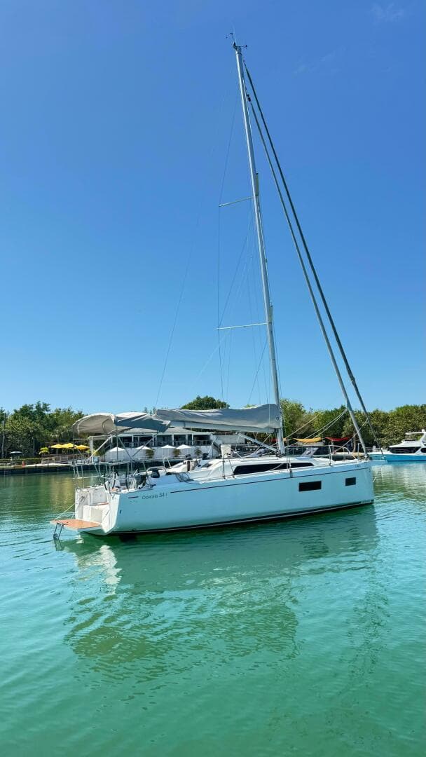 2023 Beneteau Oceanis 34.1