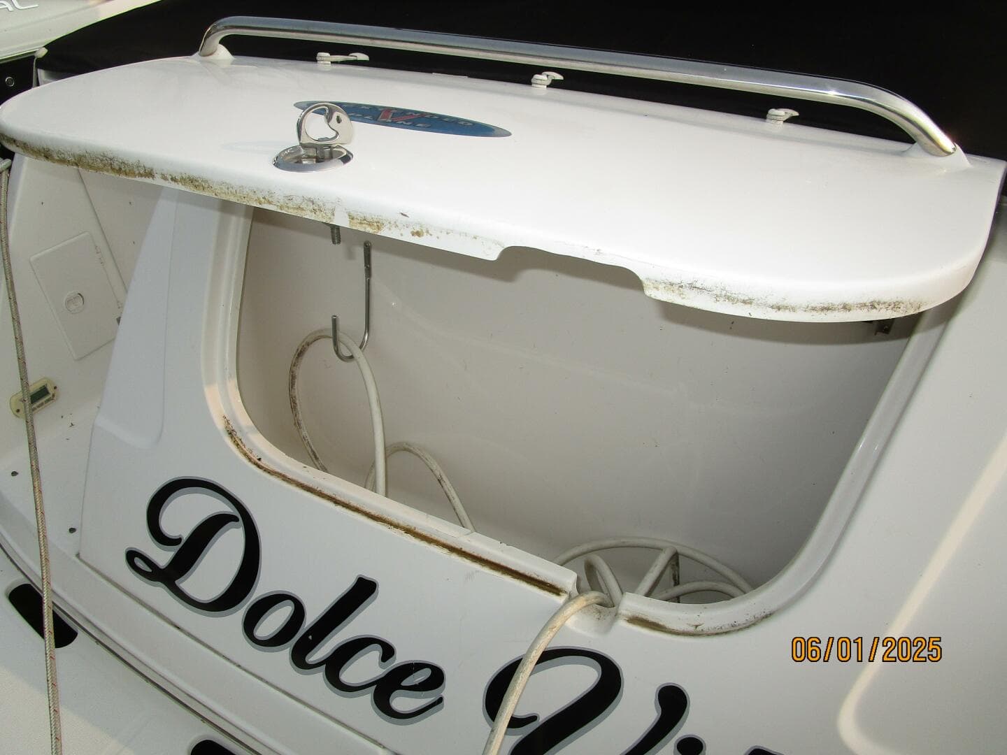 29' Chaparral transom storage