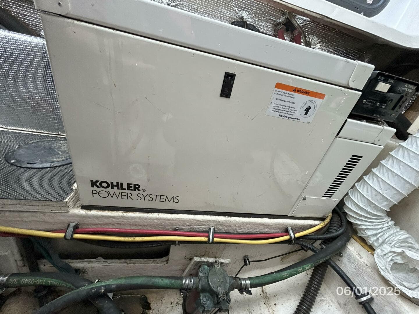 29' Chaparral generator soundbox