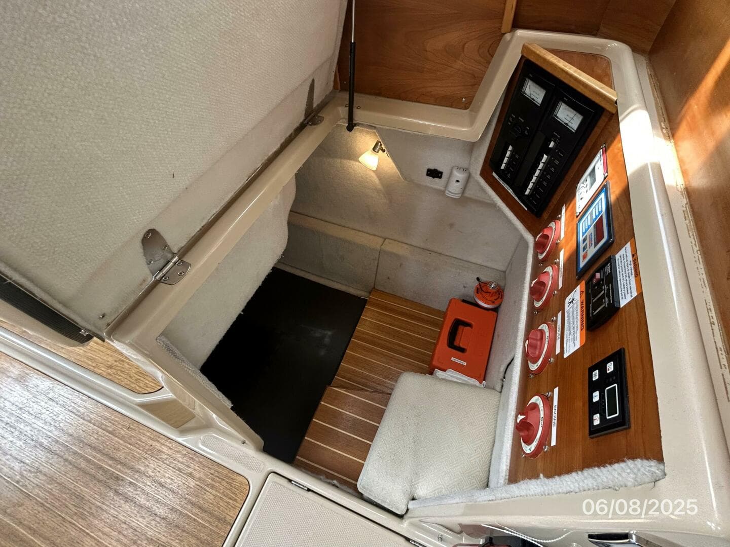 28' Cutwater guest stateroom entrance