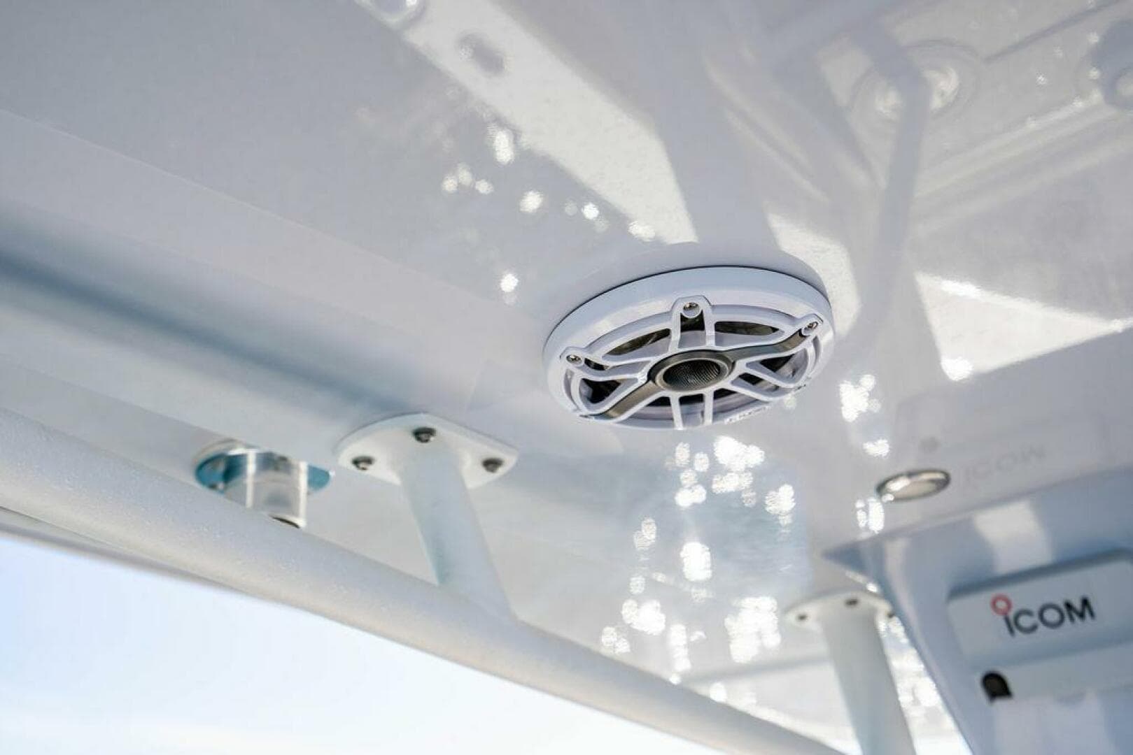 2026 Reef Runner 230