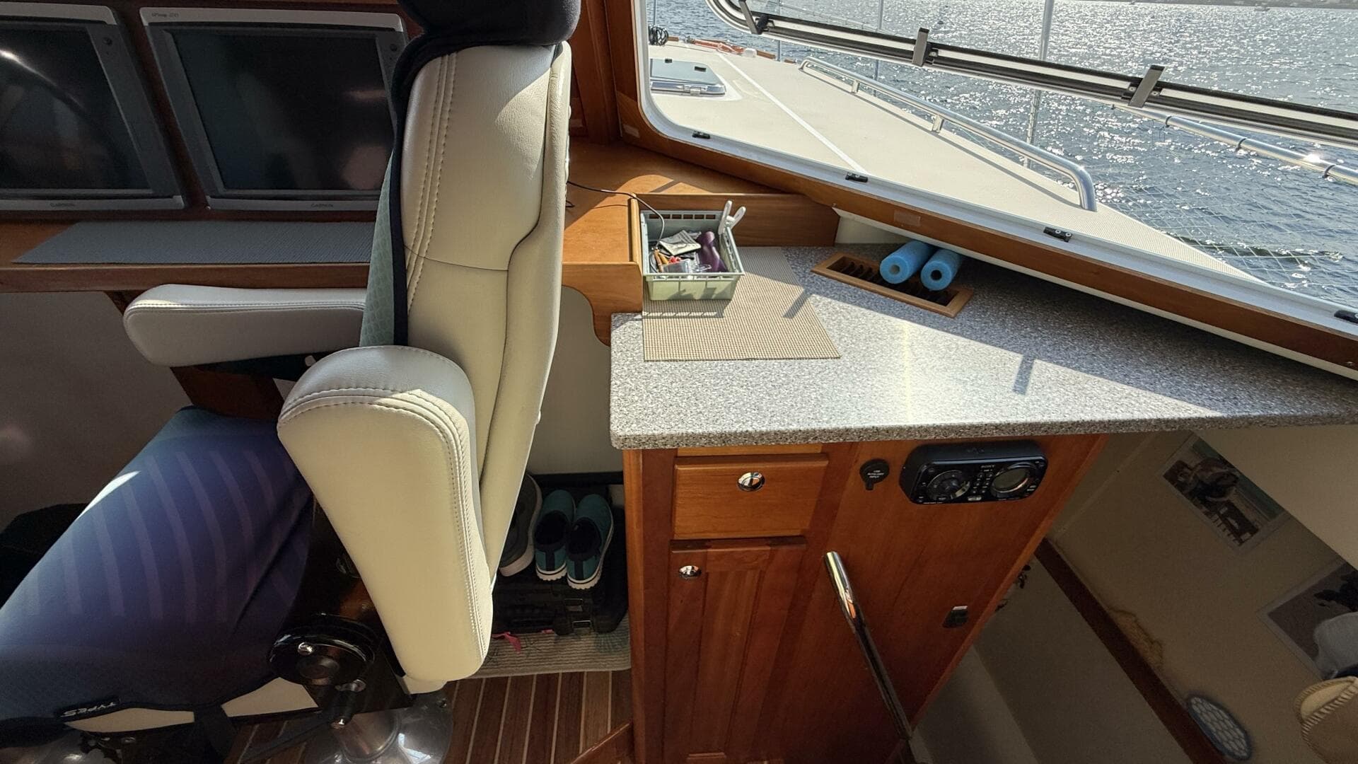 2014 Maine Cat P44