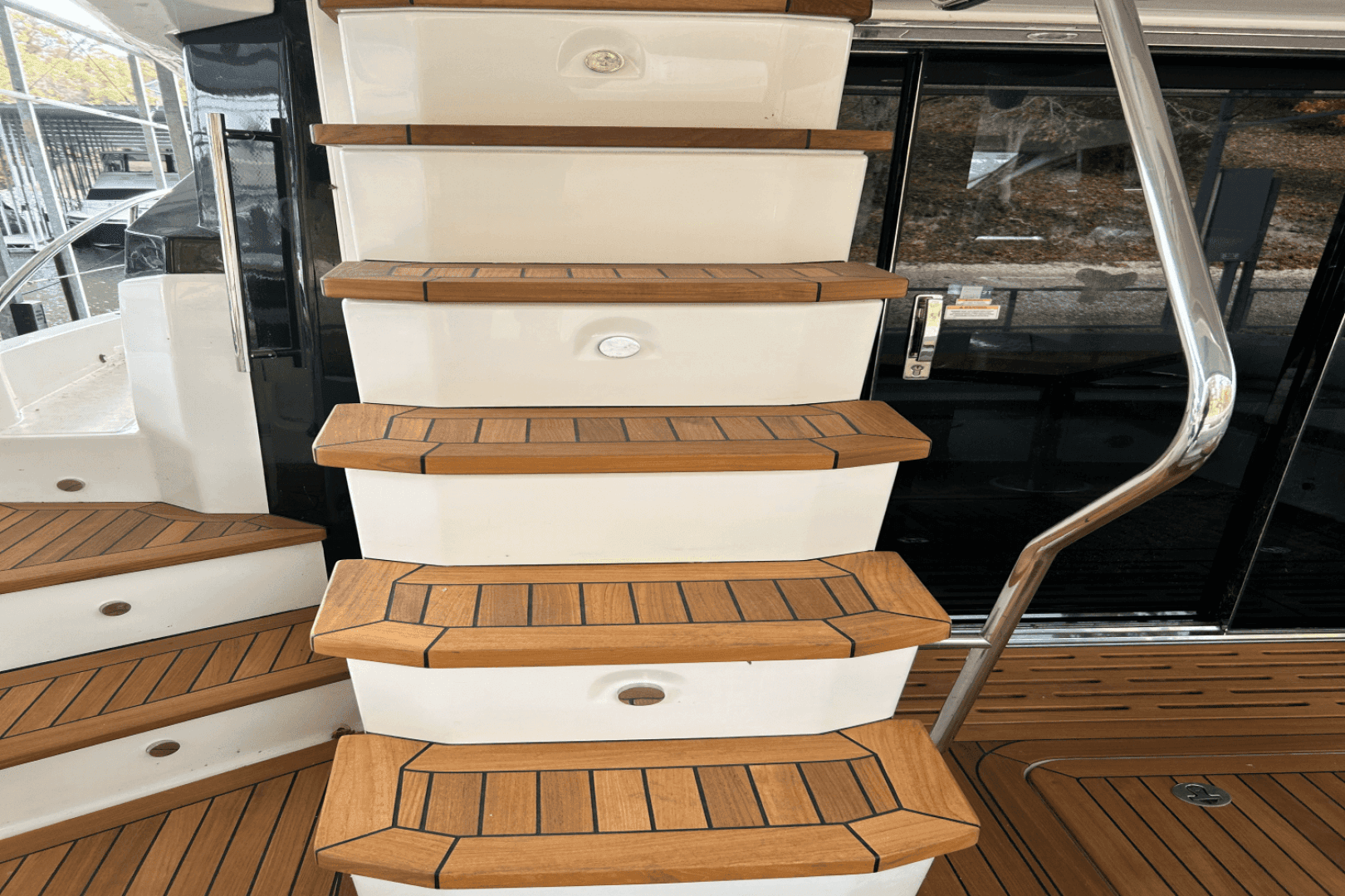 2018 Sea Ray L550 FLY