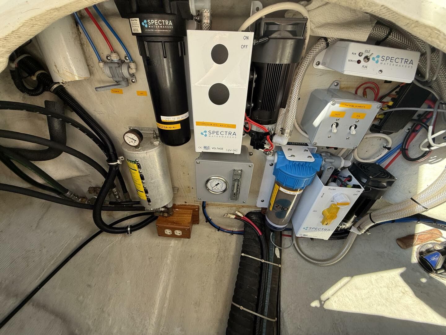 2005 Cabo Rico 42 Pilothouse