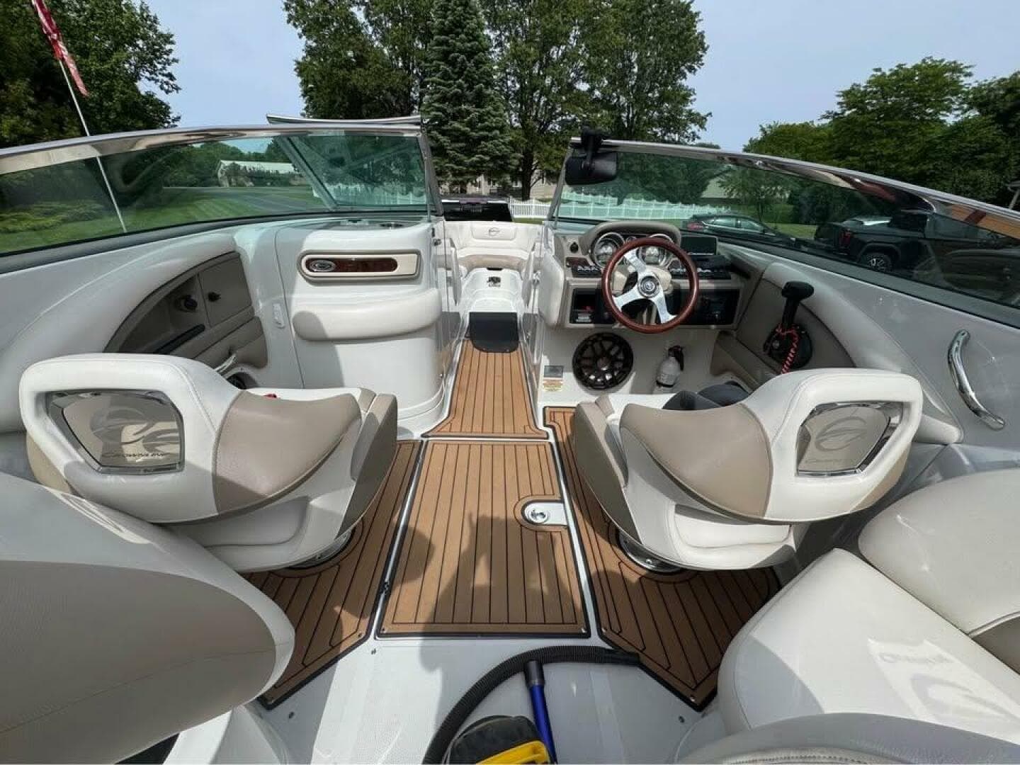 2015 Crownline 285 SS