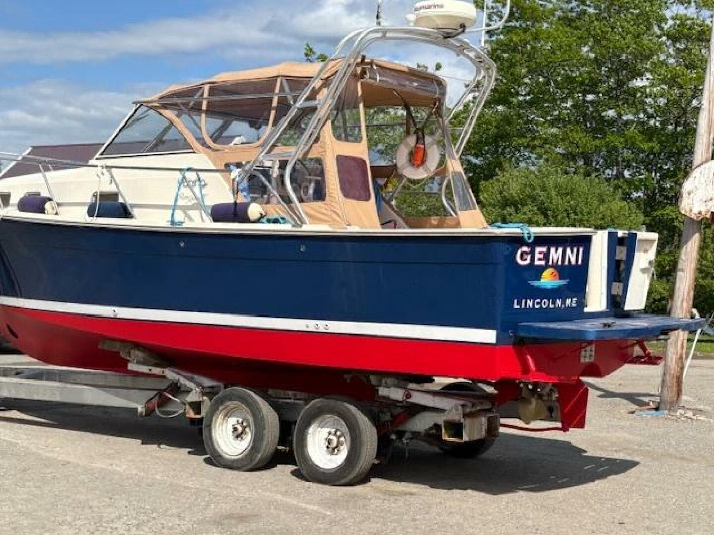 2005 Mainship 30 Pilot