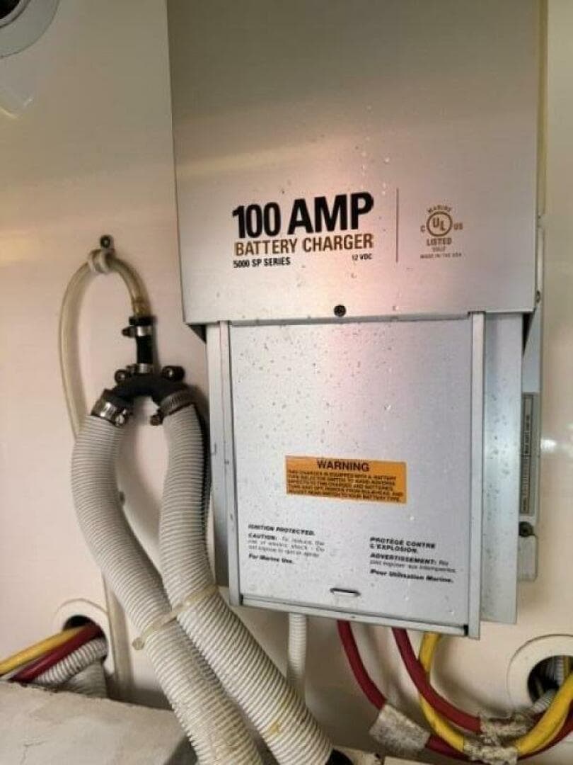 2006 Tiara Yachts 43 Sovran