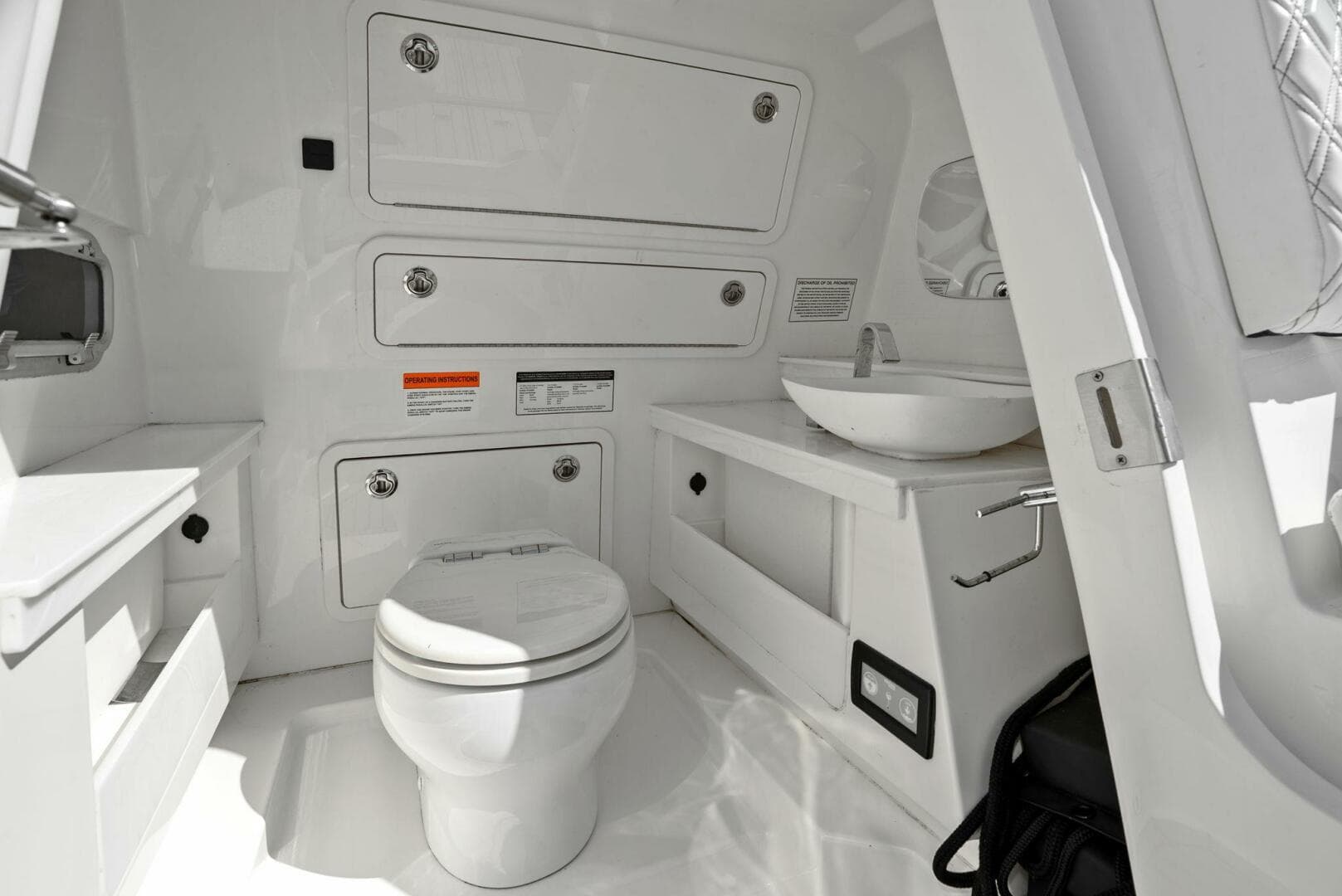 2022 World Cat 400 CC-X - Head