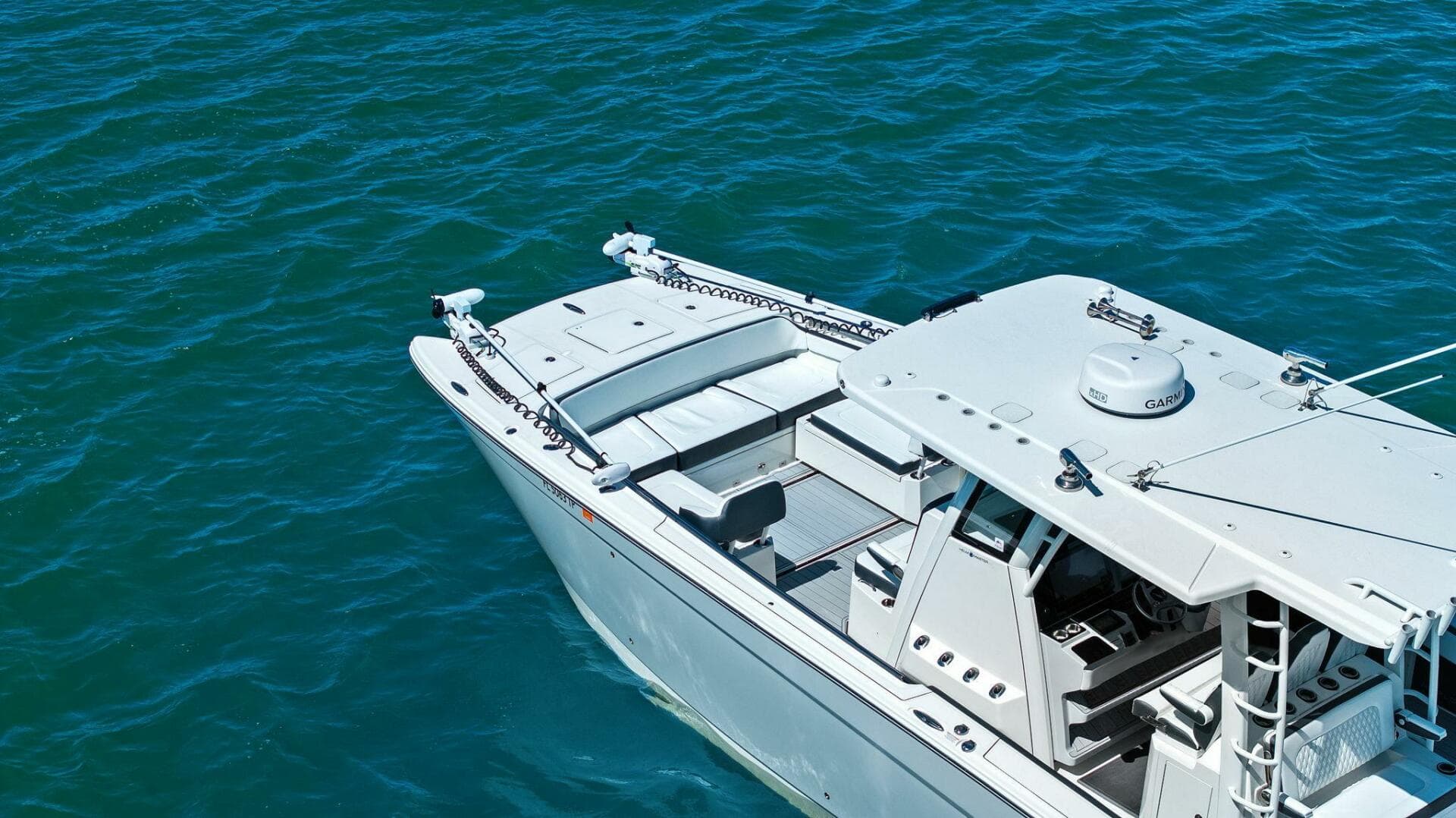 2022 World Cat 400 CC-X - Aerial Bow