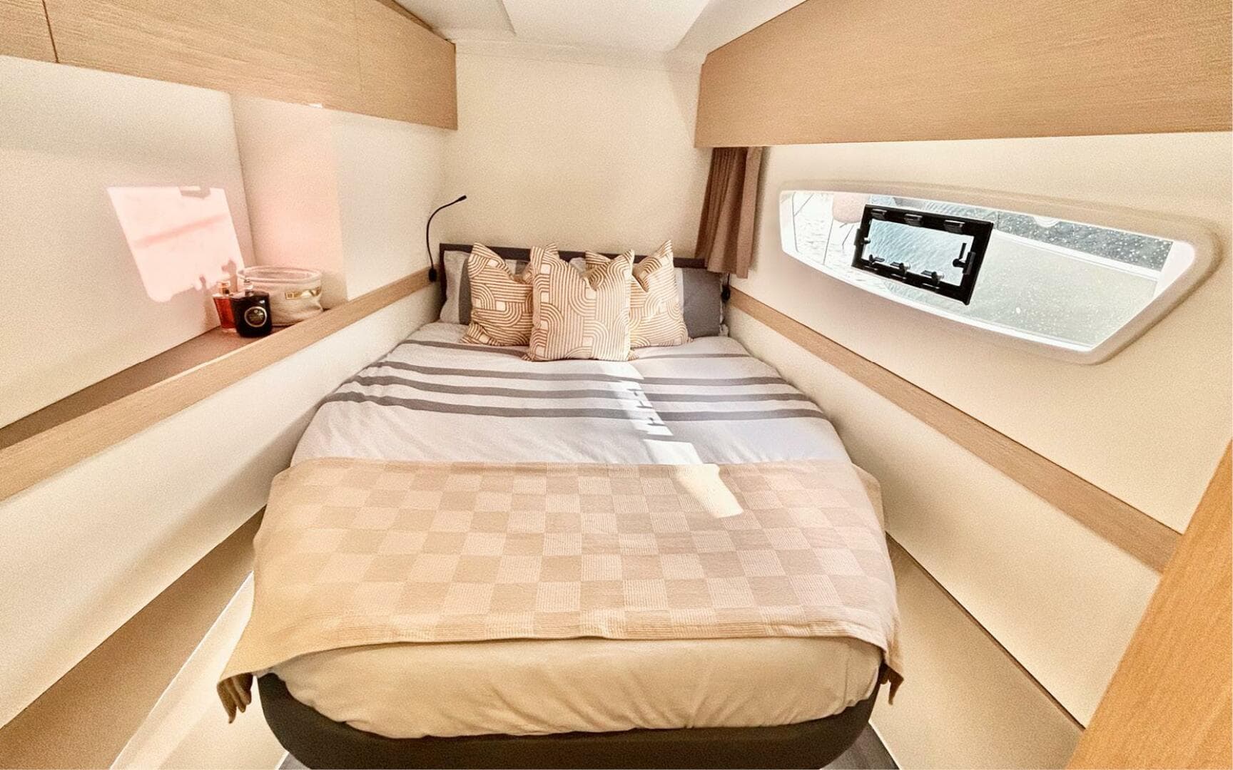 2023 Fountaine Pajot Astrea 42