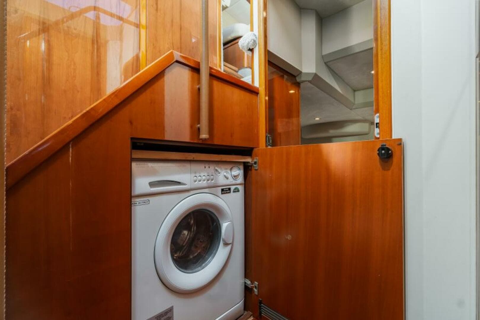 2008 Princess 58 Flybridge