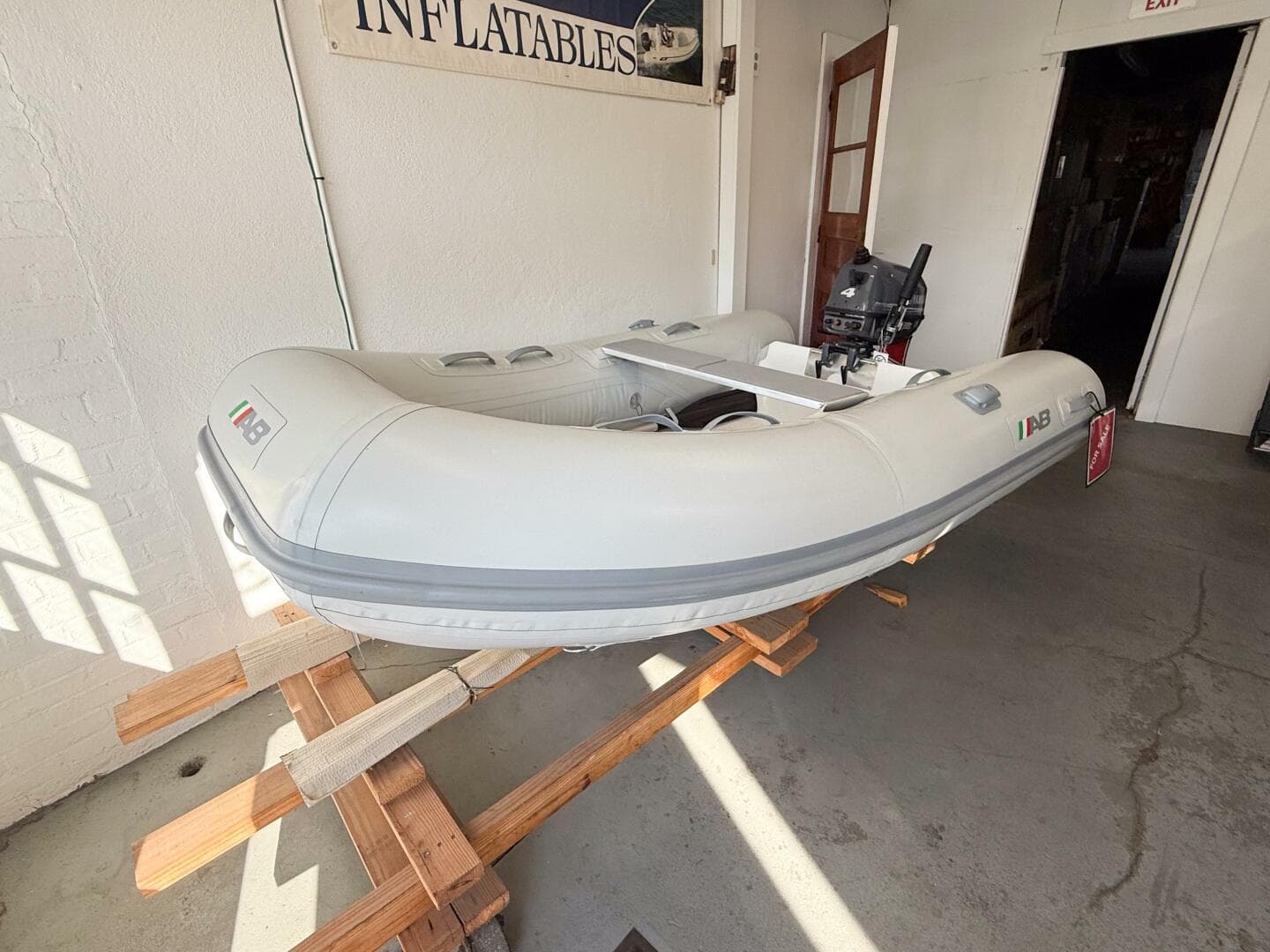 AB Inflatables Ventus 8 VL