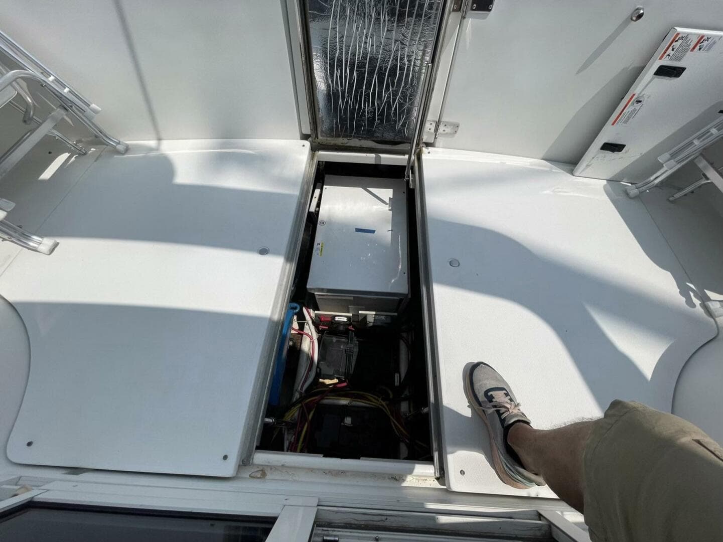 2006 Carver 36 Mariner