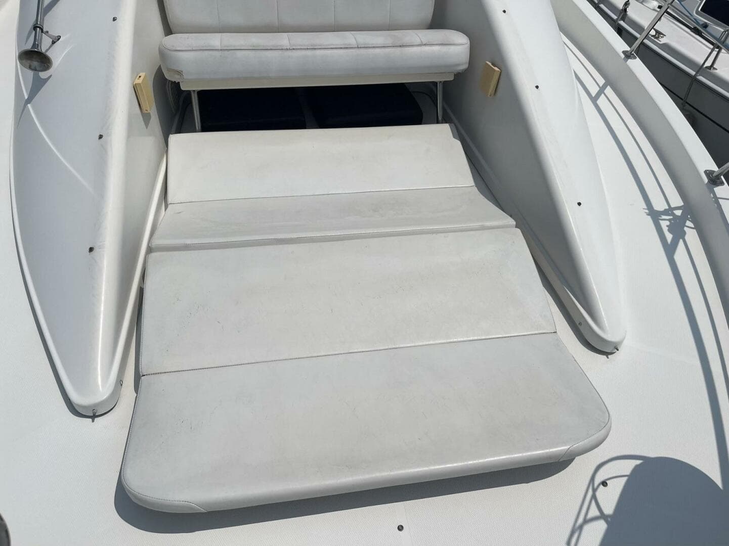 2006 Carver 36 Mariner