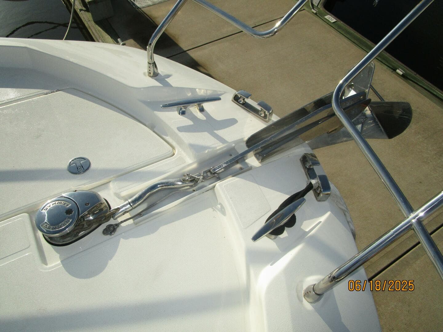 42' Prestige anchor windlass