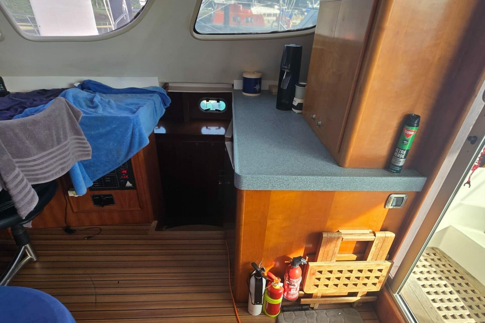 2004-catana-47-ocean-class-sail-9851023-20250626162231069-1.jpg