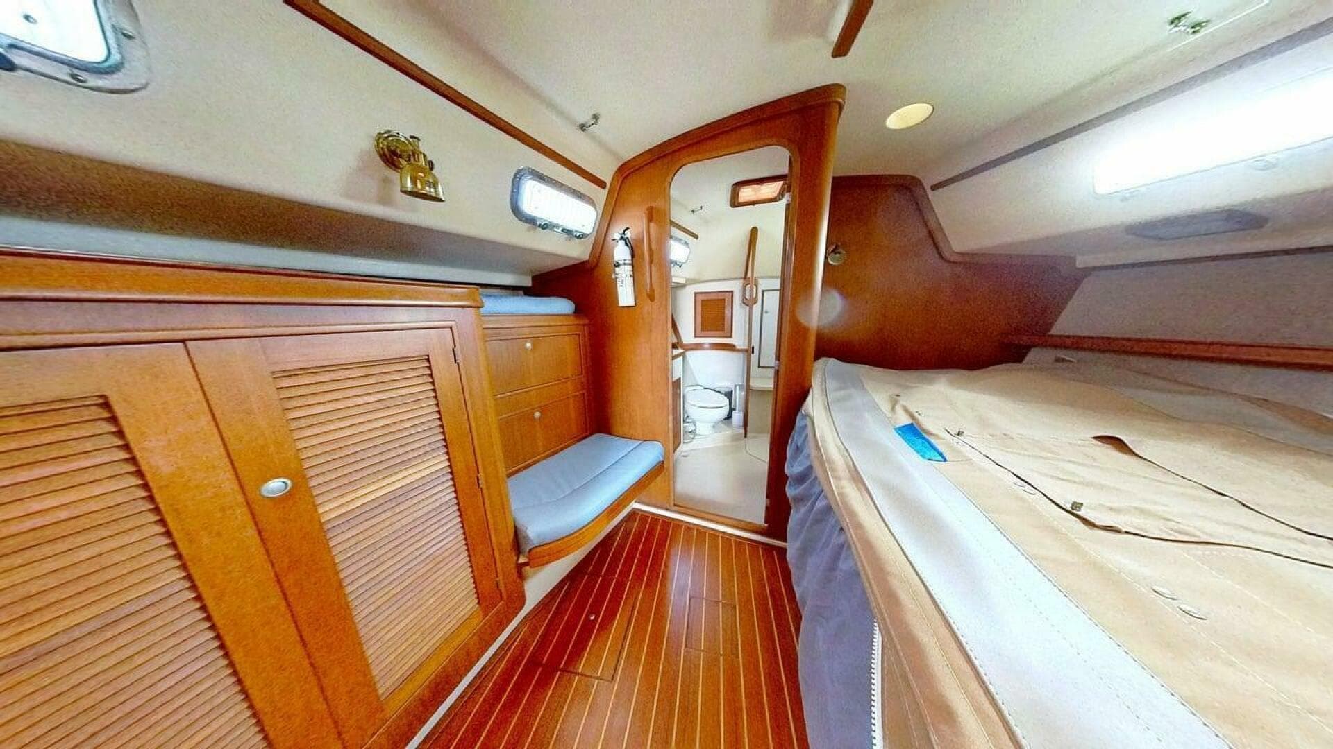 2000 Island Packet 420