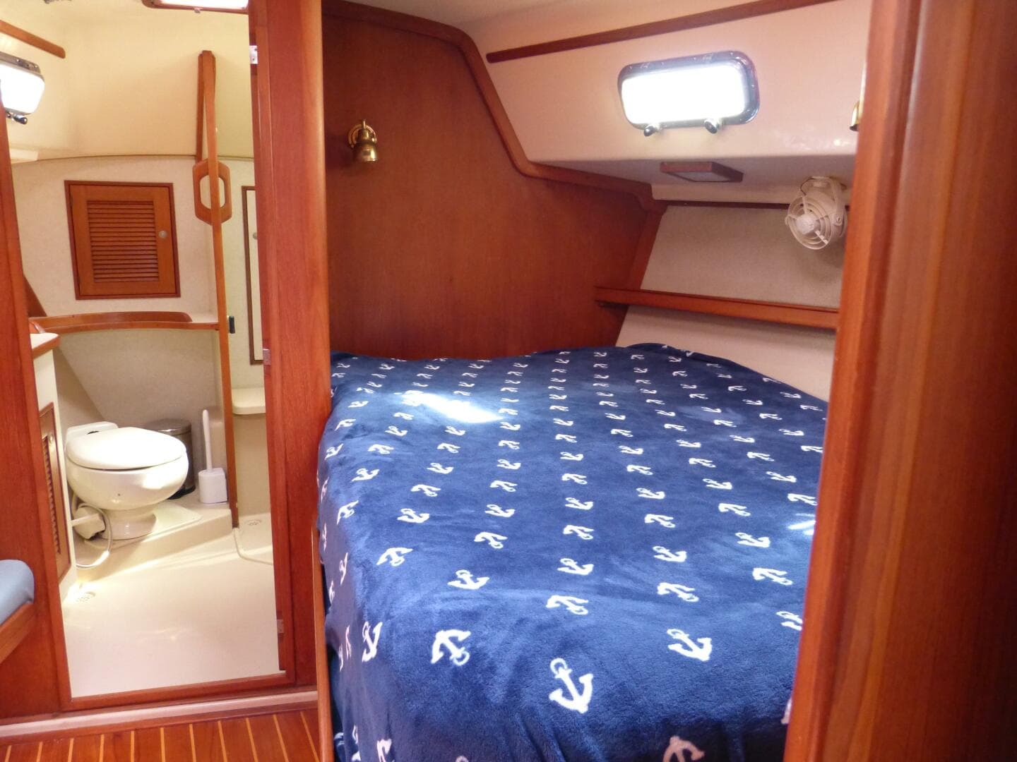 2000 Island Packet 420