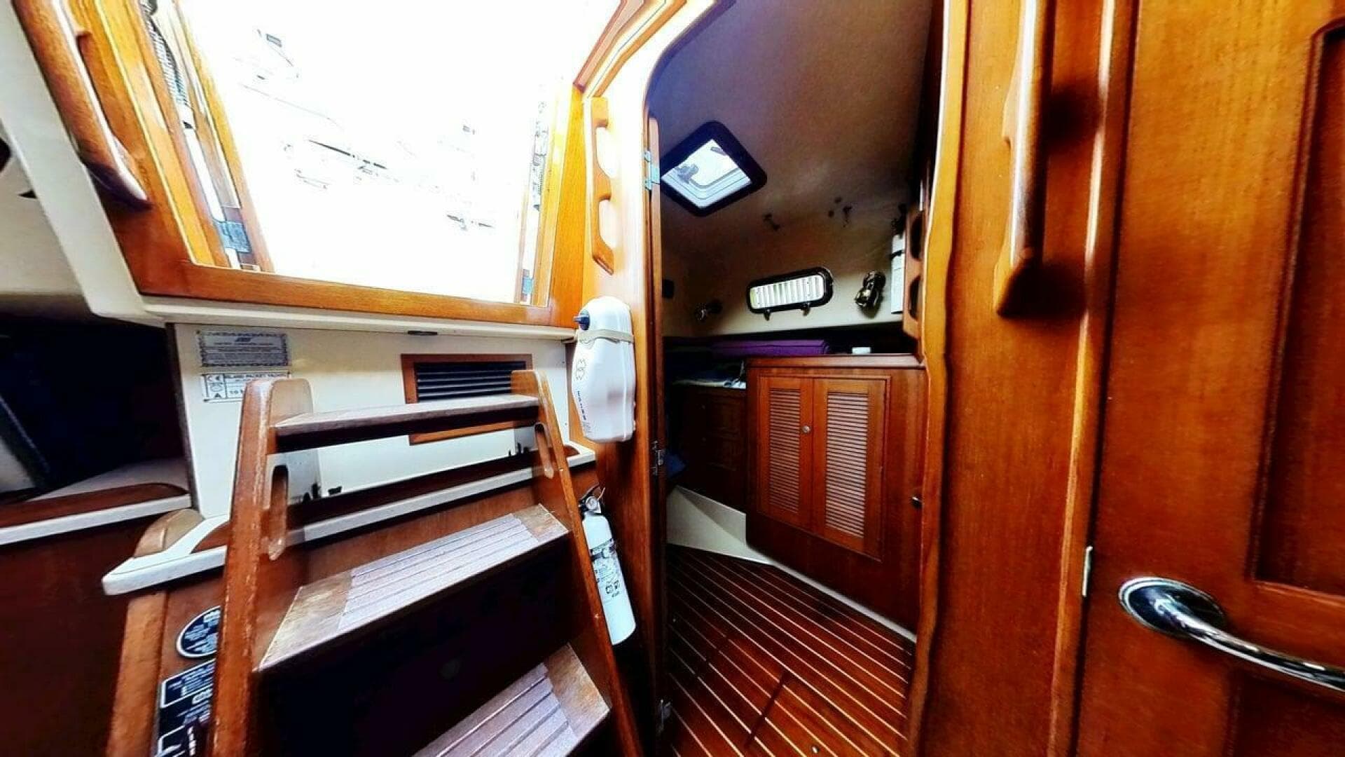 2000 Island Packet 420