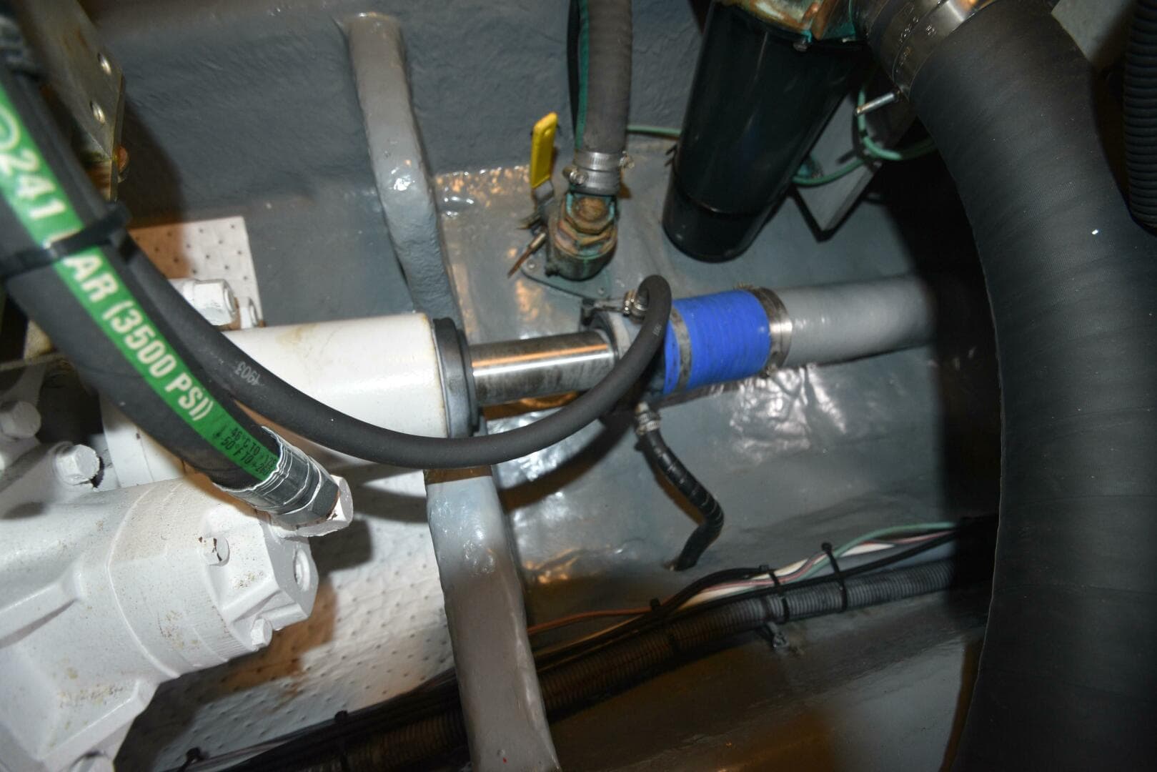 2000 Sea Ray 480 Sedan Bridge Power 9850225 983774575 0 240620250708 70