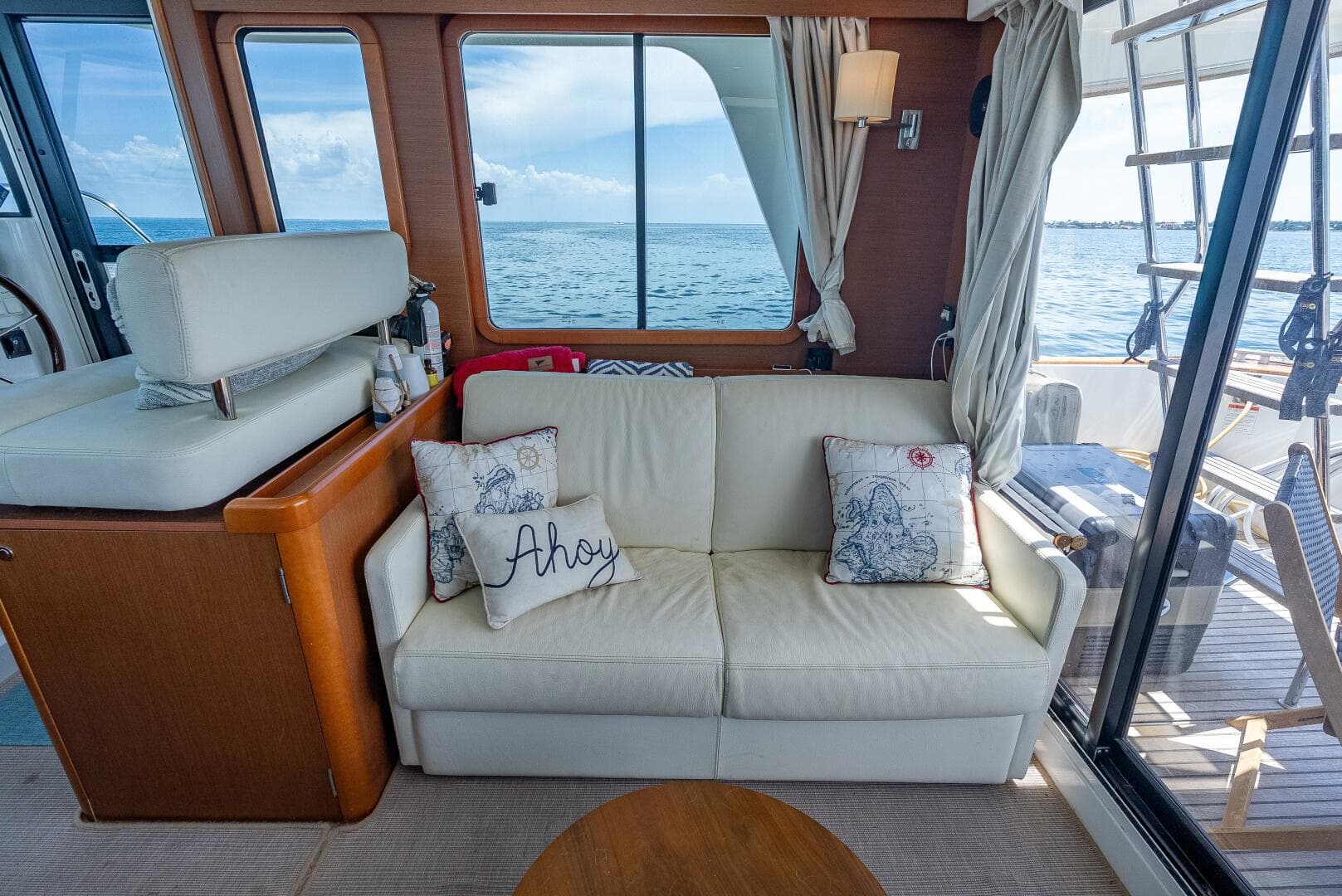 2015 Beneteau Swift Trawler 34