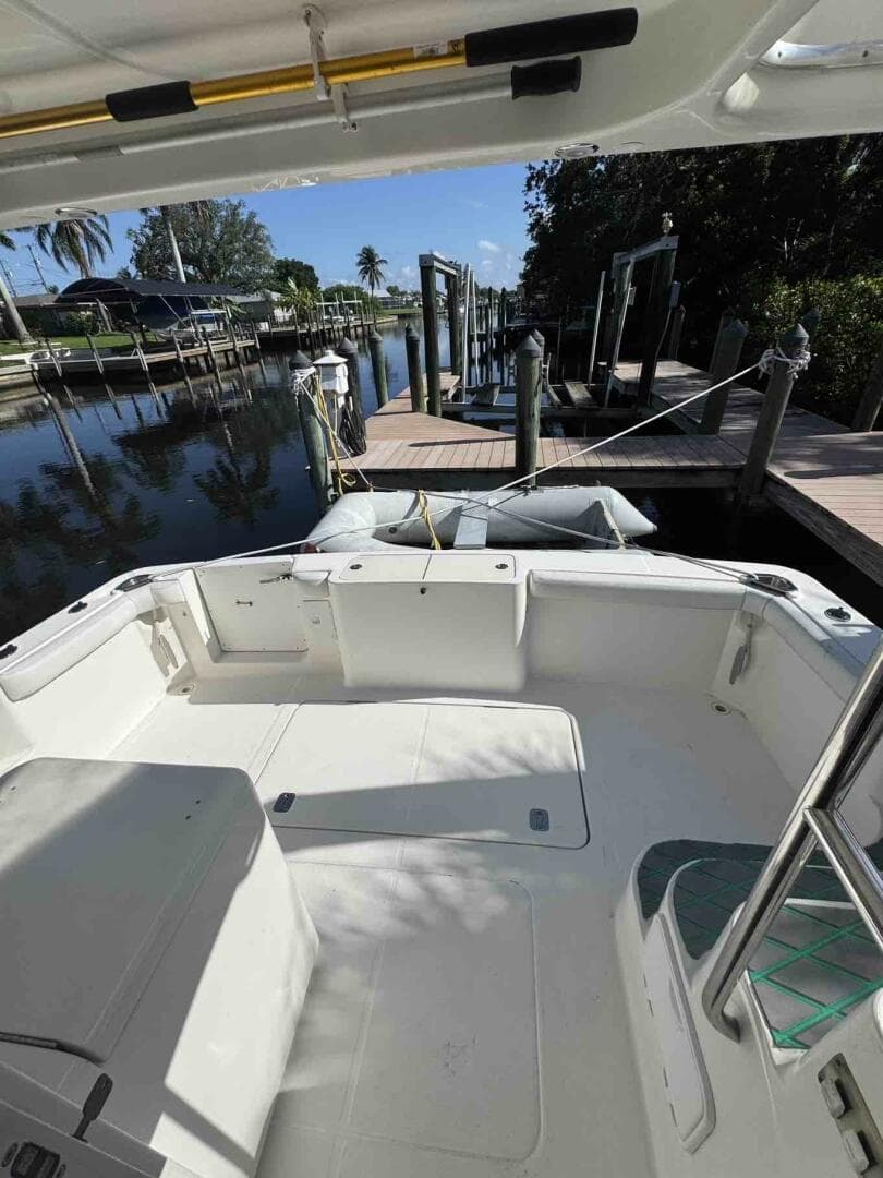 34c Silverton aft deck 
