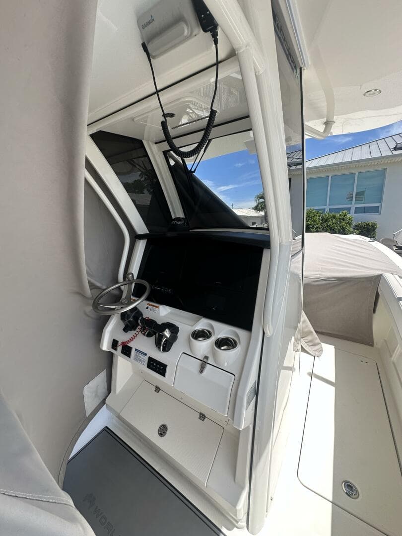 2024 World Cat 280CCX