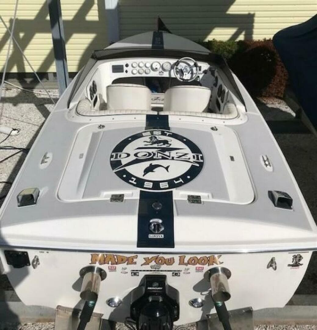 2018 Donzi Classic 22