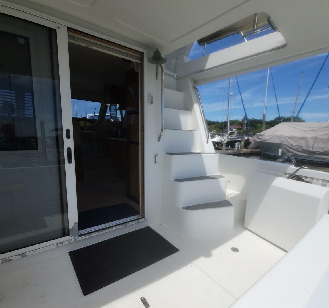 2003 Navigator 3900 Californian