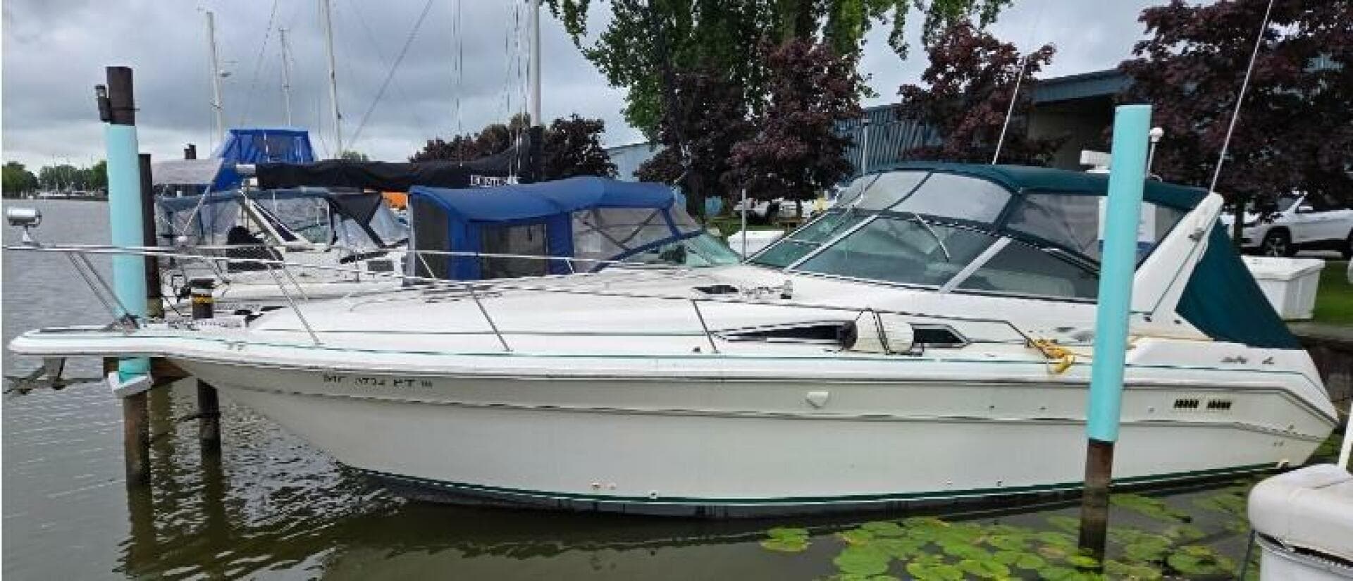 1993 Sea Ray 330 Sundancer