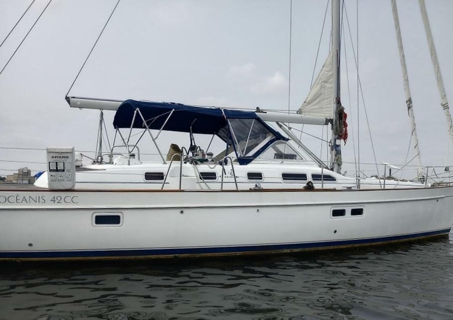 2003 Beneteau 