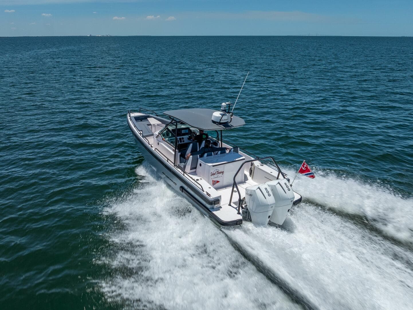 2022 Axopar 28 T-Top Brabus