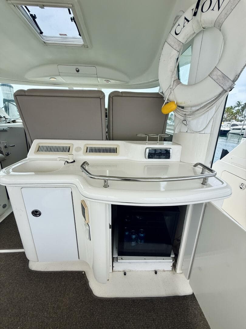 2003 Sea Ray 480 Motor Yacht