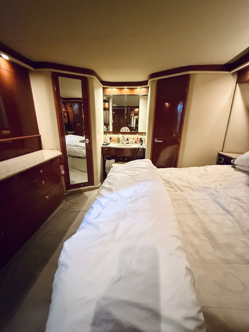 2003 Sea Ray 480 Motor Yacht